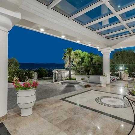 Villa Frido Luxury With Jacuzzi