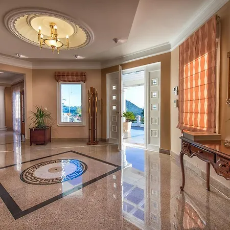 Frido Luxury With Jacuzzi *