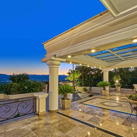 Frido Luxury With Jacuzzi Akrotiri (Zakynthos)