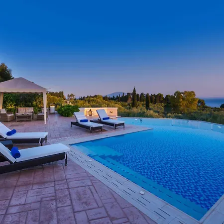 Frido Luxury With Jacuzzi * Akrotiri (Zakynthos)
