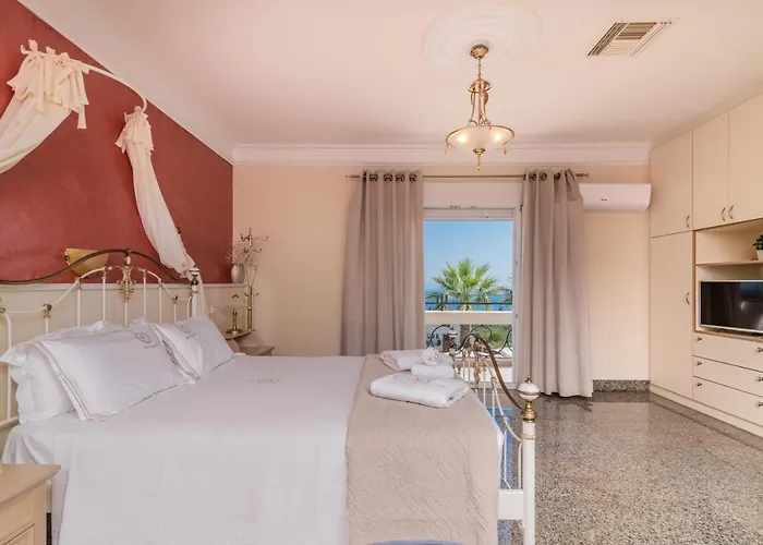 Frido Luxury With Jacuzzi Villa *