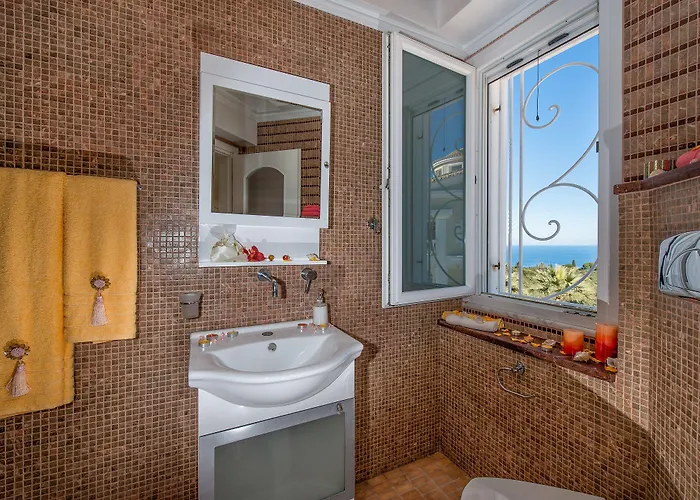 Frido Luxury With Jacuzzi * Akrotiri (Zakynthos)