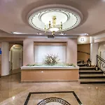 Frido Luxury With Jacuzzi Villa *