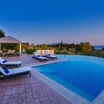 Frido Luxury With Jacuzzi * Akrotiri (Zakynthos)