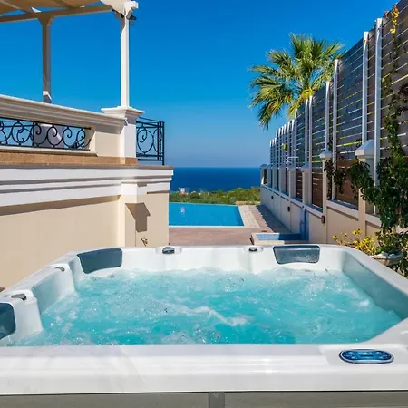 Frido Luxury With Jacuzzi