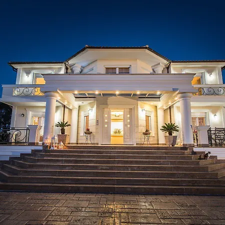 Vilă Frido Luxury With Jacuzzi *