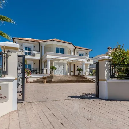 Vilă Frido Luxury With Jacuzzi *