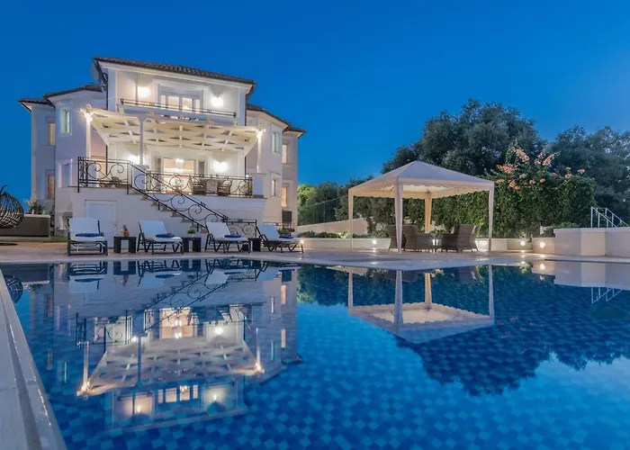 Villa Frido Luxury With Jacuzzi