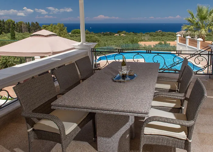 Frido Luxury With Jacuzzi Villa Akrotiri (Zakynthos)